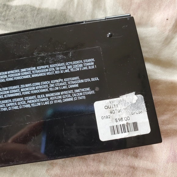 Urban outfitters cosmic garden eye shadow palette - Picture 3 of 7